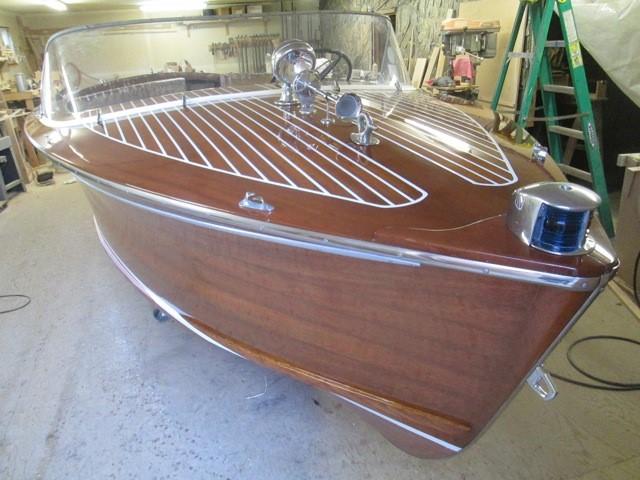 1957 Mariner 19ft wooden boat for Sale